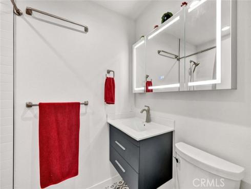 177 N Singingwood  22  Street, Orange, CA