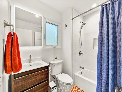 177 N Singingwood  22  Street, Orange, CA