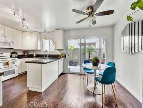 177 N Singingwood  22  Street, Orange, CA