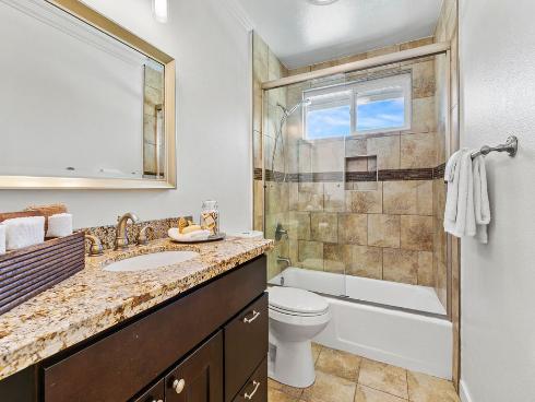 660 S Glassell 80 Street, Orange, CA