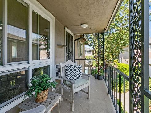 660 S Glassell 80 Street, Orange, CA