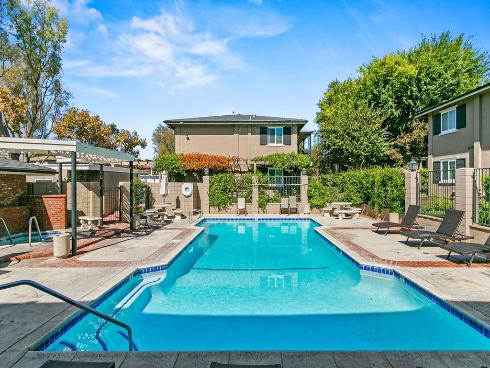 660 S Glassell 80 Street, Orange, CA