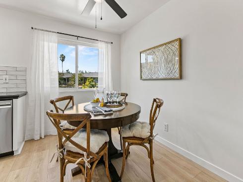 660 S Glassell 80 Street, Orange, CA