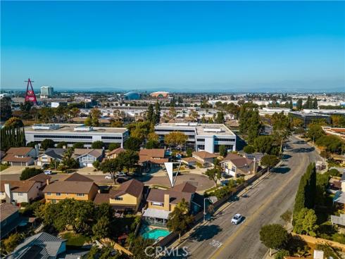 2042 W Beverly   Drive, Orange, CA