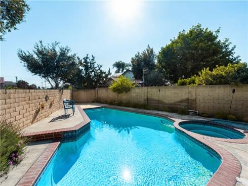 2042 W Beverly , Orange, CA