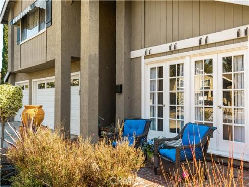 2042 W Beverly , Orange, CA