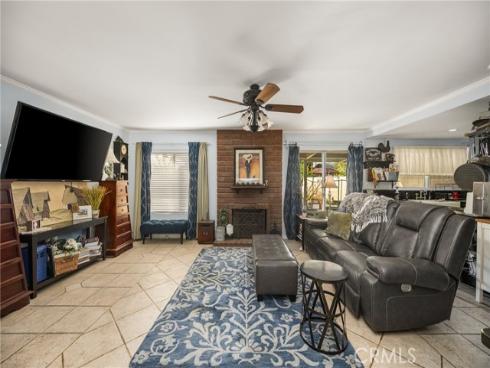 2042 W Beverly , Orange, CA