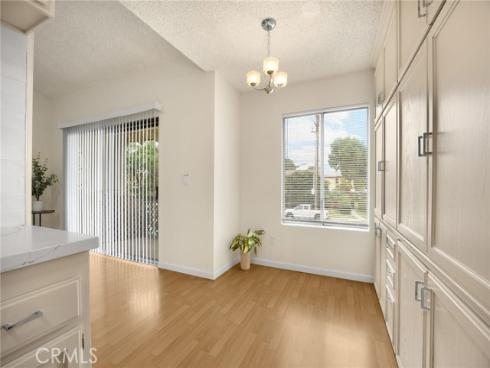 700 W La Veta  I-8 , Orange, CA