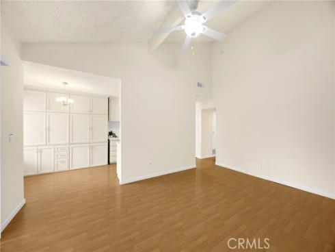 700 W La Veta  I-8 , Orange, CA