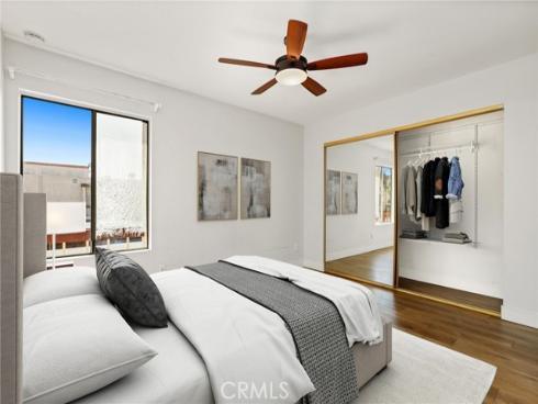 700 W La Veta  T4  Avenue, Orange, CA