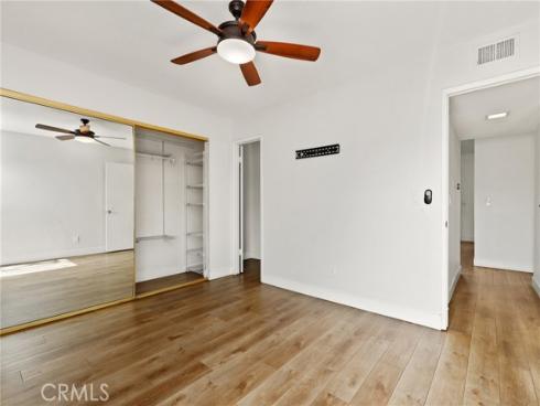 700 W La Veta  T4  Avenue, Orange, CA