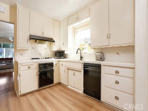 132 N Jewell  , Orange, CA