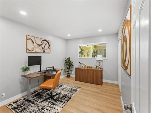 123 E Wilson  , Orange, CA