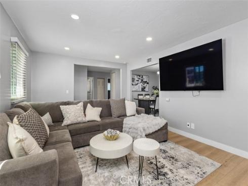 123 E Wilson  , Orange, CA