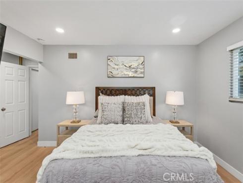 123 E Wilson  , Orange, CA