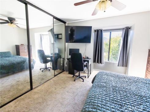 285 N Singingwood  , Orange, CA