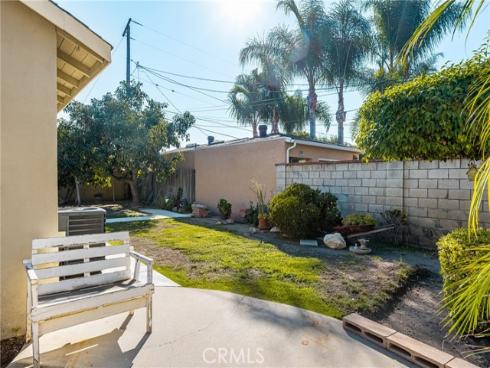 1006 W Maple   Avenue, Orange, CA