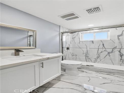 445 E Hoover  , Orange, CA