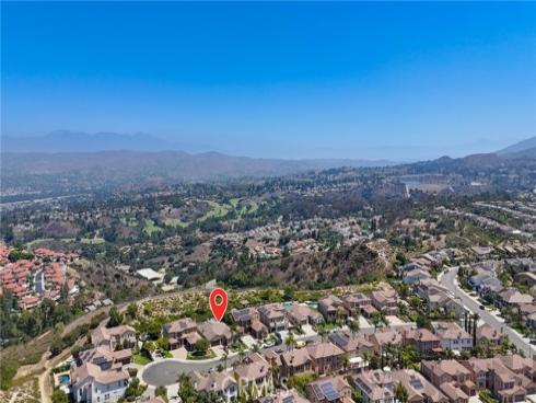 2571 N Skytop   Court, Orange, CA