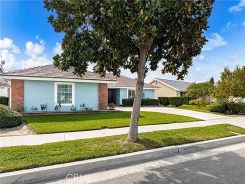 744 E Meadowbrook  , Orange, CA