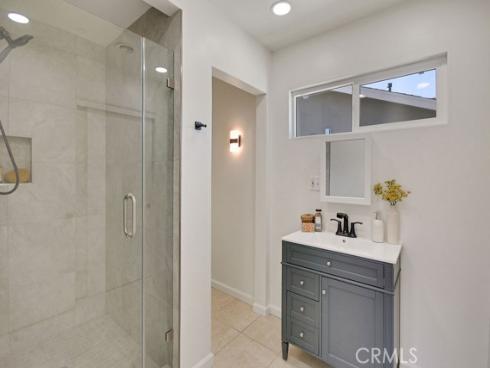 701 E Wilson   Avenue, Orange, CA