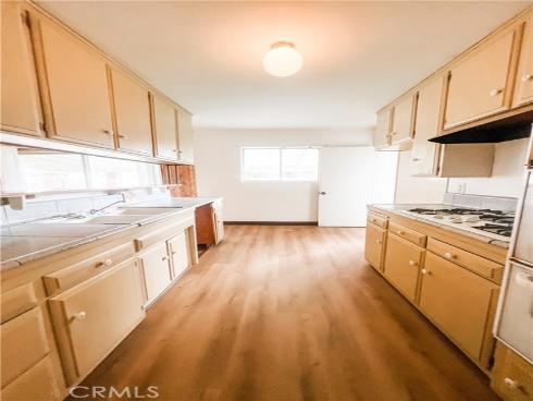 534 E Hoover  , Orange, CA