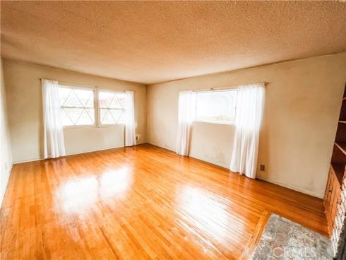 534 E Hoover  , Orange, CA