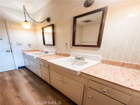 534 E Hoover  , Orange, CA