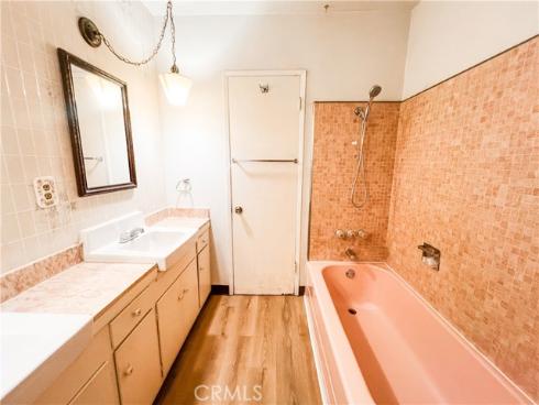 534 E Hoover  , Orange, CA