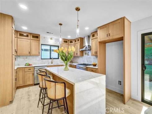 1834 E Sunview   Drive, Orange, CA