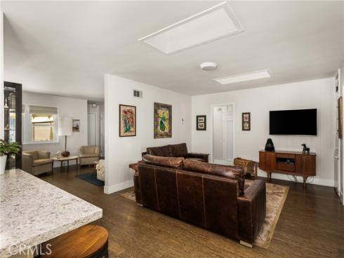 943 E Everett Place , Orange, CA