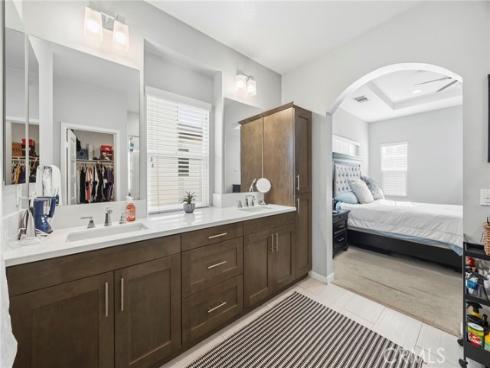 2049 N Orange Olive , Orange, CA