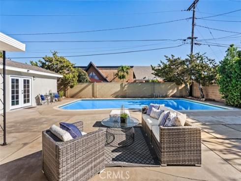 1723 N Lincoln , Orange, CA