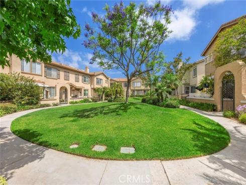 448 N. Londonderry Lane D