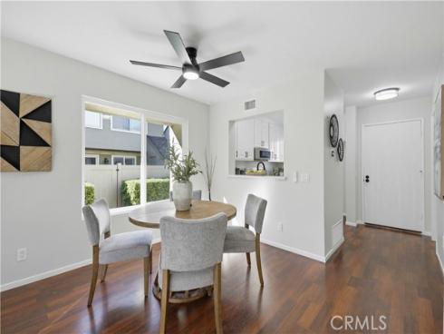 5825 E Creekside 6 Avenue, Orange, CA