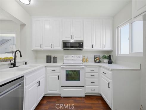 5825 E Creekside 6 Avenue, Orange, CA