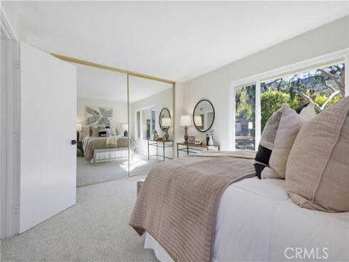 5825 E Creekside 6 Avenue, Orange, CA