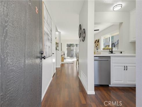 5825 E Creekside 6 Avenue, Orange, CA