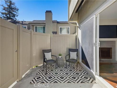 5825 E Creekside 6 Avenue, Orange, CA