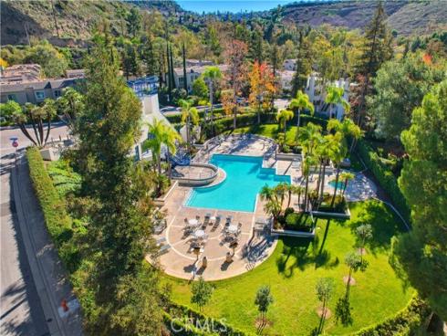 5825 E Creekside 6 Avenue, Orange, CA