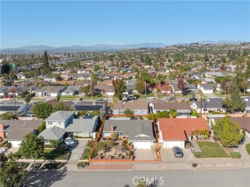 2225 E Quincy  , Orange, CA