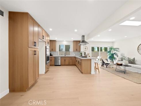 2201 E Oakmont  , Orange, CA