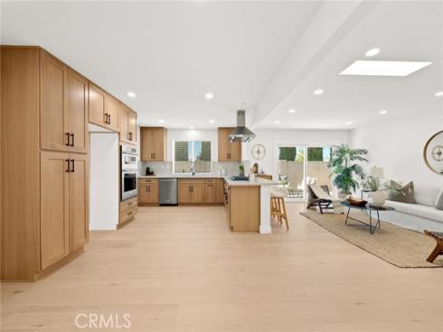 2201 E Oakmont  , Orange, CA