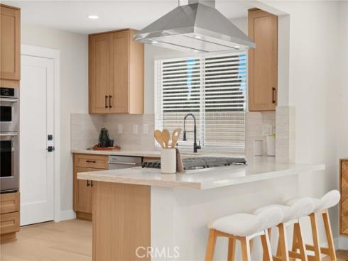 2201 E Oakmont  , Orange, CA