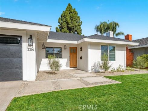 2201 E Oakmont  , Orange, CA