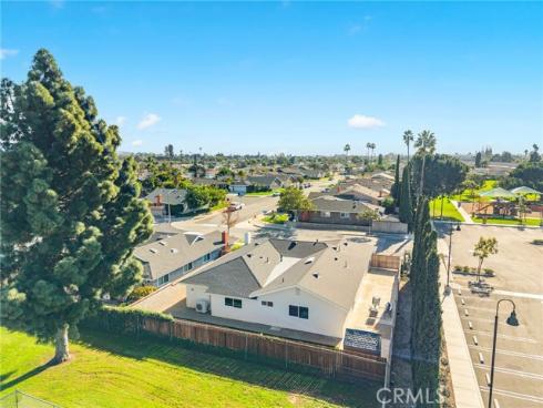 2201 E Oakmont  , Orange, CA