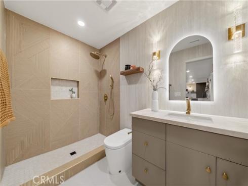 195 N Malena  , Orange, CA