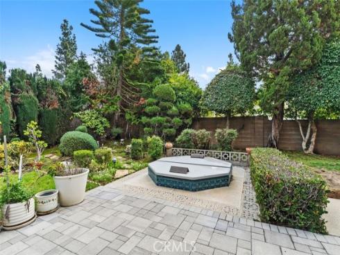 1665  N. Sycamore Street  , Orange, CA