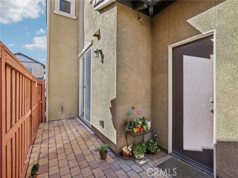 246 W Pebble Creek Ln , Orange, CA