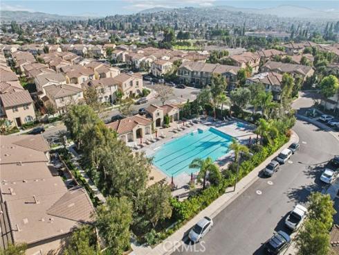 246 W Pebble Creek Ln , Orange, CA